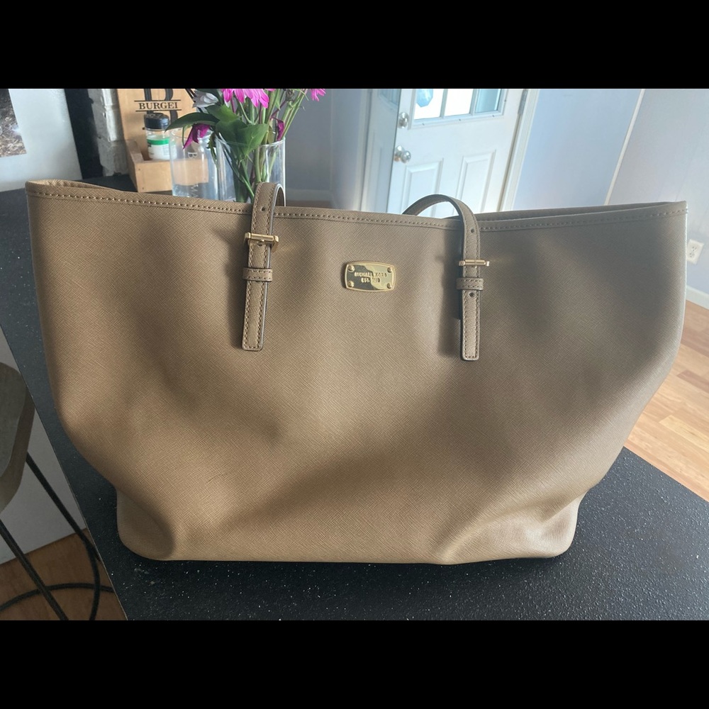 100% Authentic Michael Kors tote